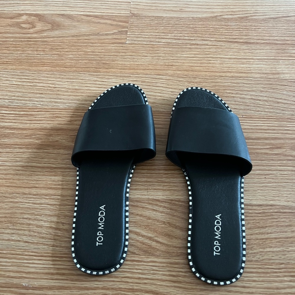 TOP Moda Black Slide Sandals Minimalist Design